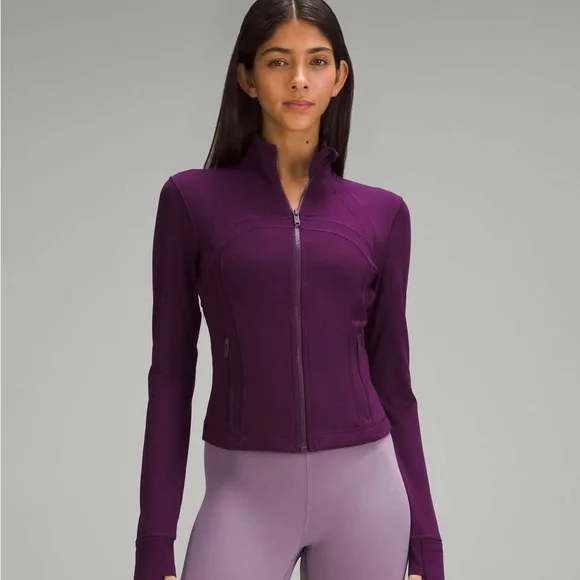 Lululemon 🍋Define Cropped Jacket *Nulu💜 - Picture 8 of 13